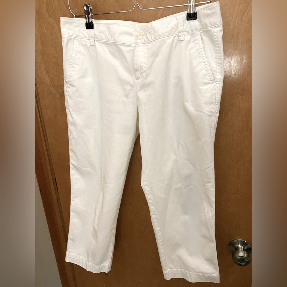 Ann Taylor white capri